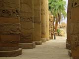 Le imponenti colonne del tempio di Karnak