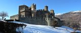 Il castello di Fenis in inverno