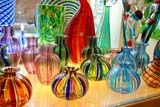 Vasi e vetri tipici di Murano