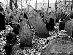 L'inquietante cimitero ebraico