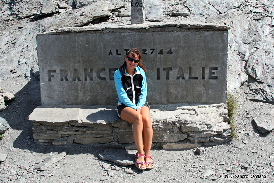 Confine tra Italia e Francia al Colle dell'Agnello (2744 m)