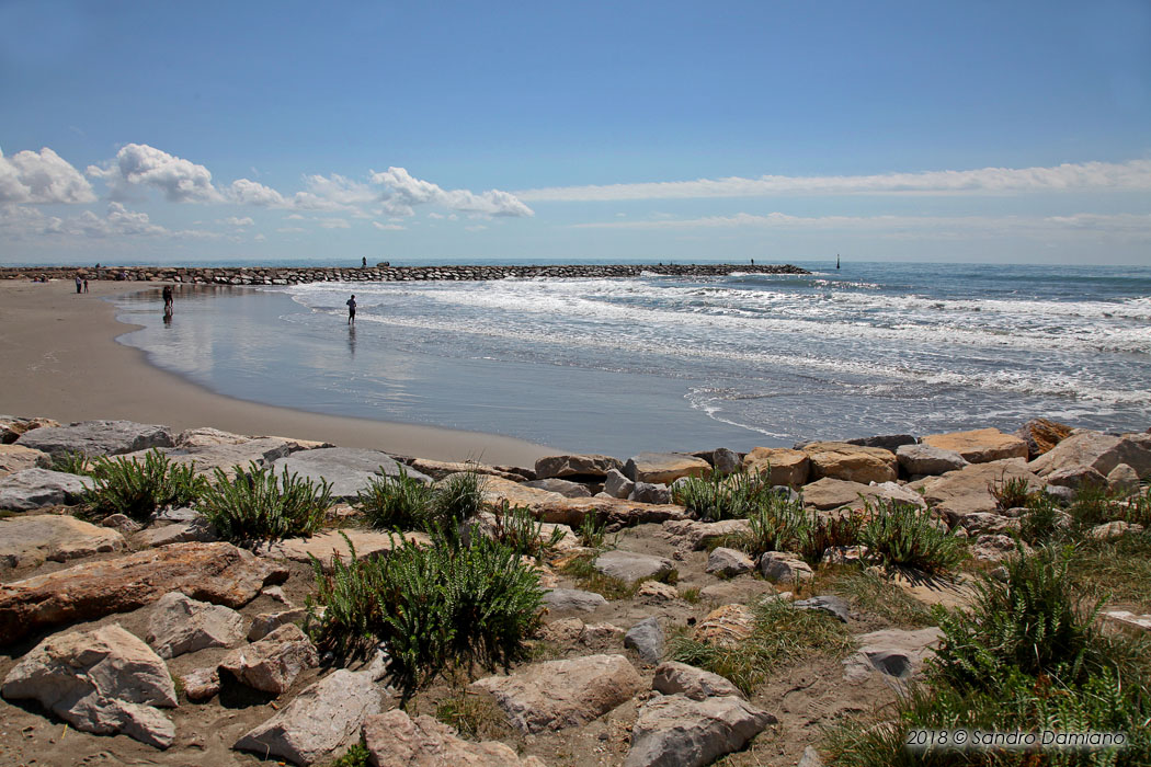 La spiaggia di Saintes-Maries-de-la-Mer