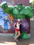 Erica in compagnia dell'incredibile Hulk